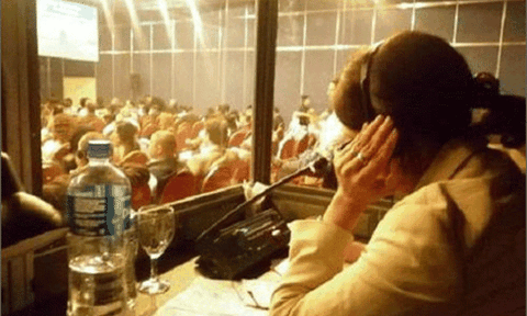 Những “bậc thầy” phiên dịch tự nhận mình “không tên, không số“