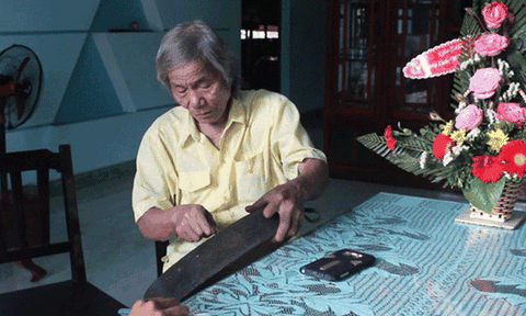 Giữ sinh kế bên sông Thu: Làng đúc đồng lo thất truyền 