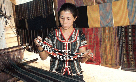 Tín vật tình yêu của người Cơ Ho