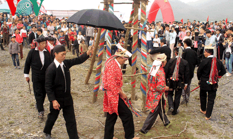 Bí ẩn trong cái tên của người Dao