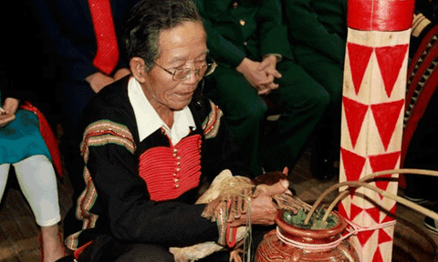 Lễ kết nghĩa anh em giữa hai dân tộc Ê Đê - Tà Ôi