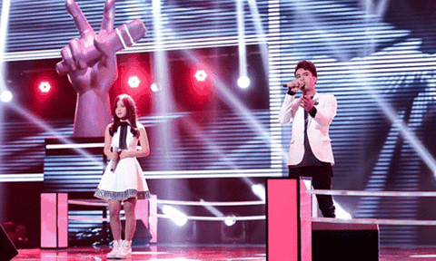 The Voice 2017: Noo Phước Thịnh gây "sốc" vì chọn cô gái Hàn Quốc