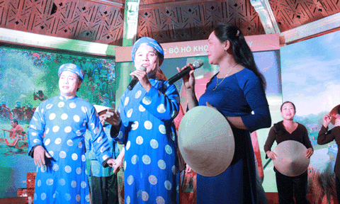 Hò khoan Lệ Thủy: Những “người nông dân hát” giữa thủ đô phồn hoa 