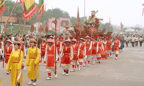 Tháng ba trẩy hội Đền Hùng