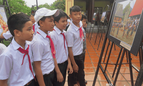 Để di tích "sống" trong lòng dân