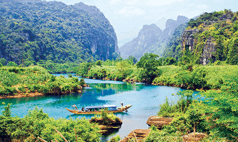 Phong Nha trong mắt "người thương"
