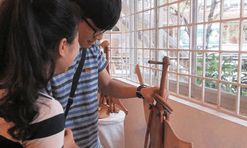 Cuộc sống khác của những mẩu gỗ