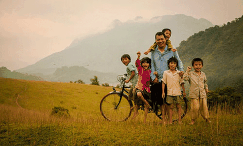 Vì sao đạo diễn "Cha cõng con" trả lại Bằng khen Giải Cánh diều 2016