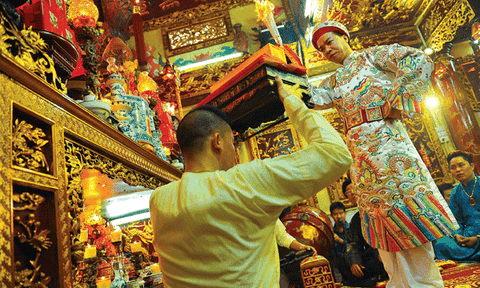 Tín ngưỡng thờ mẫu Tam phủ của người Việt trước nỗi lo biến tướng