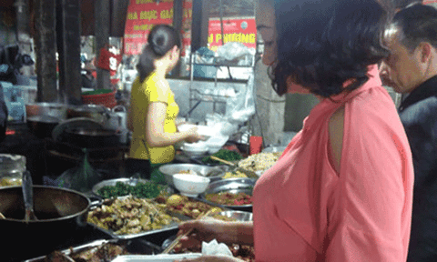 Hộp xốp đựng đồ ăn nóng... kẻ giết người thầm lặng