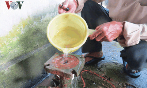 Kỳ lạ: Giếng khoan bốc cháy gần 10 năm không tắt