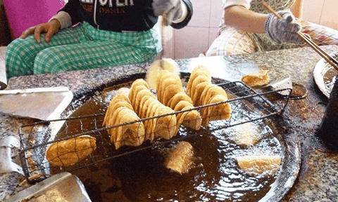 Thơm ngon bánh rế Phan Thiết