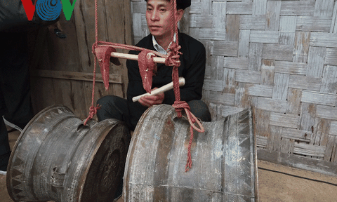 Chỉ có trống đồng mới gọi được người chết