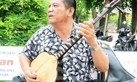 Thầy đờn Hai Nhạn và chuyện đôi mắt, đôi tai…