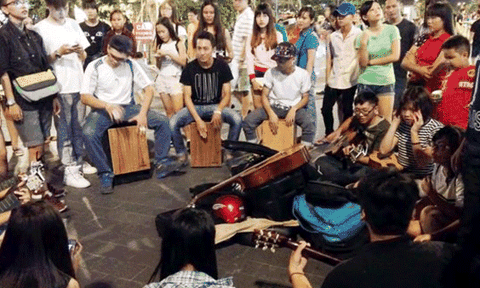 Cuộc sống người trẻ sau 0 giờ