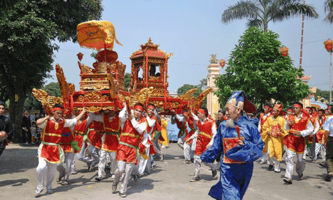 Lễ hội dân gian gắn với phát triển du lịch