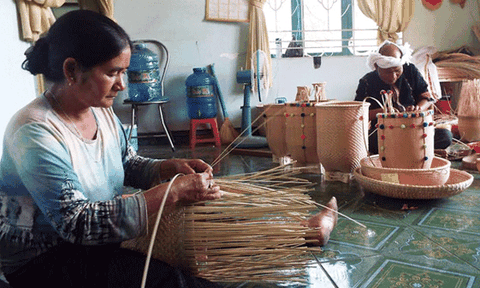 Gia đình - nơi bảo tồn, lưu giữ các giá trị văn hóa truyền thống