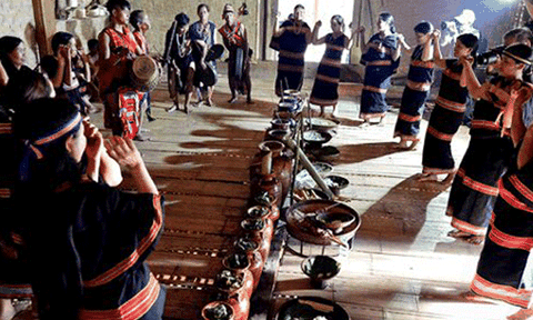 Kon Tum: Khôi phục lễ hội Cha Kchah của người Giẻ Triêng