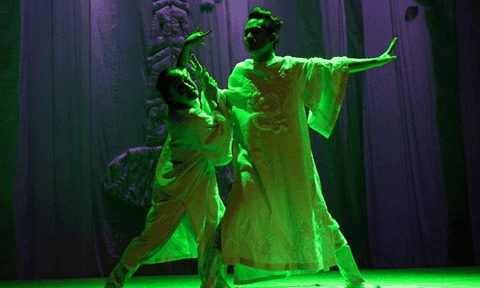 Phận người, sự đời trong “Chuyện của dòng sông đỏ”