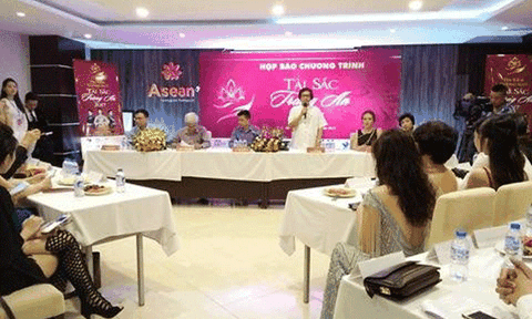 Cuộc thi "Tài sắc Tràng An 2017" trao vương miện bằng… gỗ