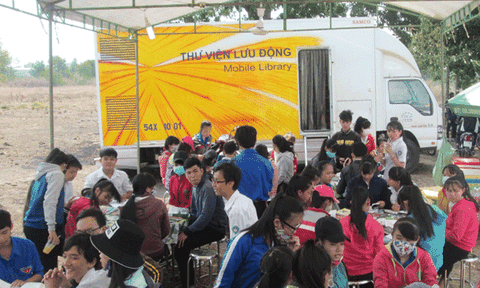 Thư viện cấp huyện, xã: Khó khăn chồng khó khăn