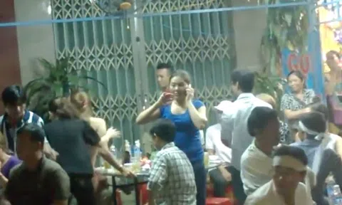 Chuyện ở đám hiếu