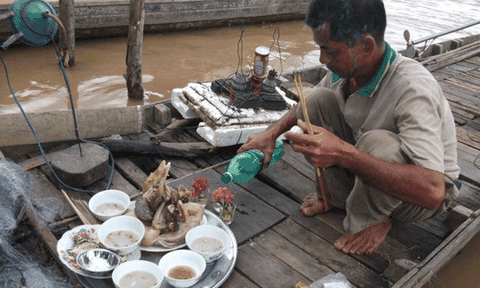 Tín ngưỡng thờ cúng và điều cấm kỵ trên sống nước 