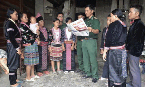 Đẩy mạnh giáo dục pháp luật cho đồng bào dân tộc thiểu số