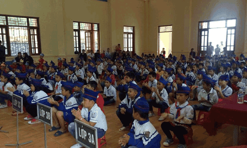 Ghi nhận tinh thần vượt khó của cô và trò Trường tiểu học Sơn Kim 1