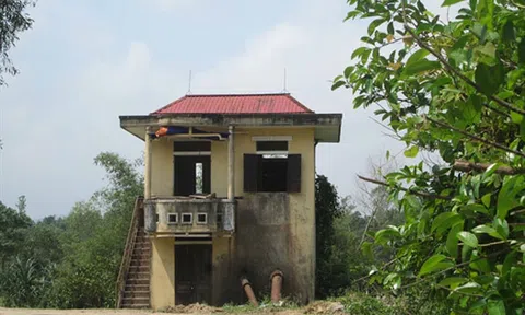 Dân kêu trời vì công trình nước sạch tiền tỷ bỏ hoang 