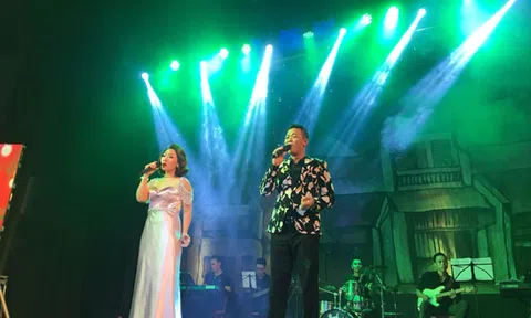 Sao Mai Hiền Anh kỷ niệm 10 năm ca hát