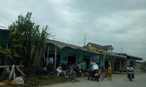 Nghệ An: Biến cả ngàn mét vuông đất khuôn viên ủy ban xã thành ki ốt cho thuê trái phép