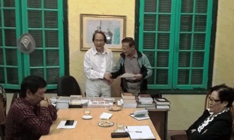 Kết nạp thành viên mới