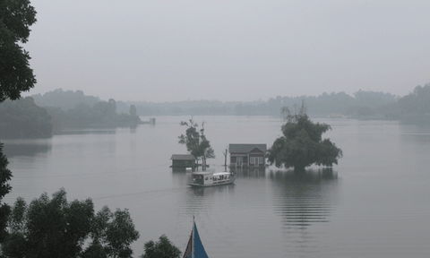 Dưới chân non Tản, từ Đồng Mô đến Đà giang