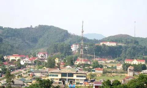 Hà Tĩnh: UBND huyện bao che cho cán bộ dùng bằng giả?