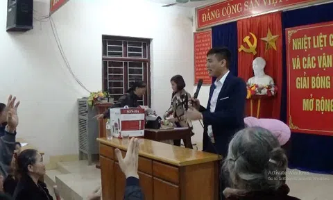 Biến nhà văn hóa thành nơi kinh doanh hàng giả?