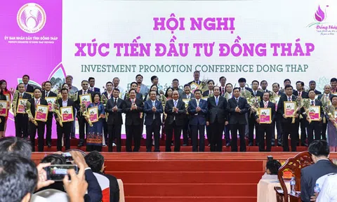 FLC ký cam kết đầu tư 4 dự án lớn vào Đồng Tháp