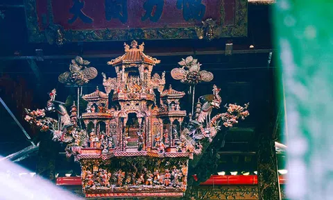 Ngôi chùa hơn trăm năm giữa lòng Cần Thơ