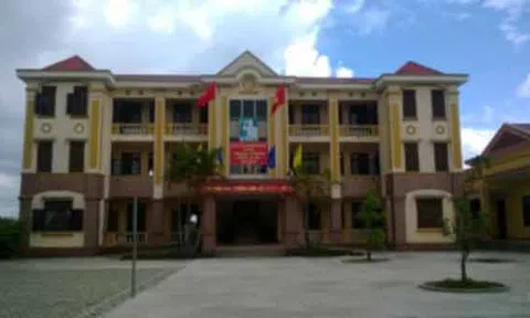 Đảng bộ xã Tùng Lộc: Công tác xây dựng Đảng là nhiệm vụ trọng tâm