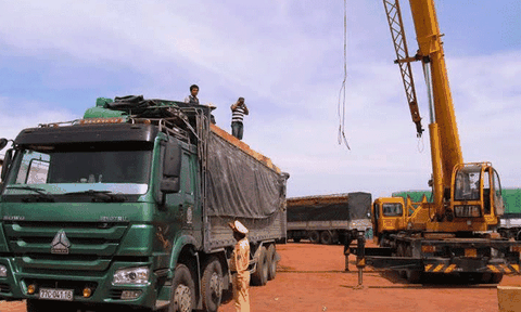 Quảng Bình: Thu về ngân sách hơn 1,4 tỷ đồng tiền xử phạt xe quá tải