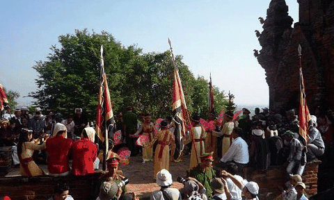 Ninh Thuận: Rộn ràng mùa Lễ hội Katê 2014