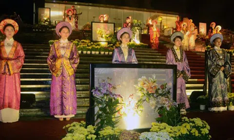 Ấn tượng đêm "Hồi ức 20 năm di sản vịnh Hạ Long" hoàng tráng