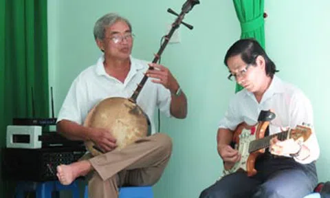 Ông Lâm Quốc Thanh: Giữ hồn cho tiếng đờn kìm