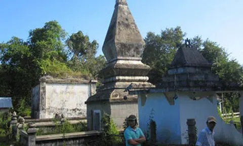 Bí ẩn lăng mộ các gru giữa rừng già Yok Đôn