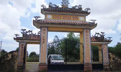 Thăm chùa Ông Đá