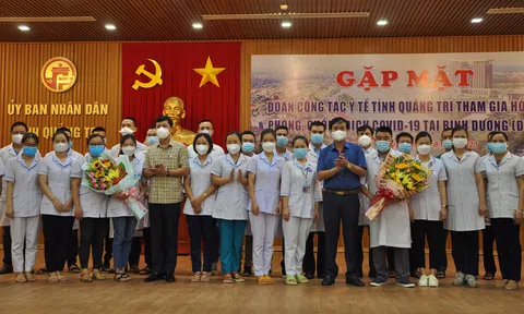 Quảng Trị tiếp tục cử cán bộ y tế vào Bình Dương chống dịch Covid-19
