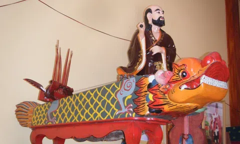 Năm Căn Cổ Tự và cặp đàn kỳ lạ của phật sống Cử Đa (Kỳ I)