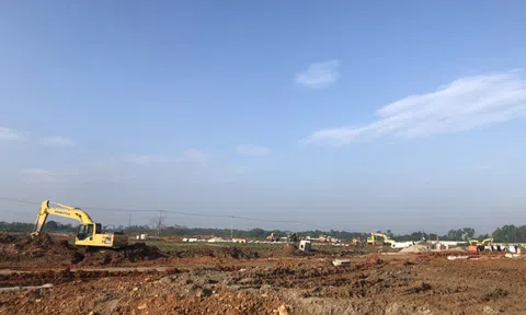 Vĩnh Phúc: San gạt tiếp gần 9000 m2 mặt bằng dự án Cụm công nghiệp làng nghề Minh Phương