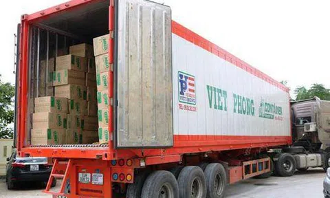 Quảng Bình: Bắt xe chở số lượng lớn hàng mỹ phẩm không rõ nguồn gốc