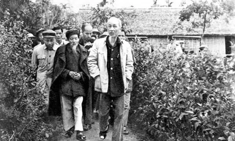 Gia đình Chủ tịch Hồ Chí Minh - Một gia đình văn hóa và yêu nước